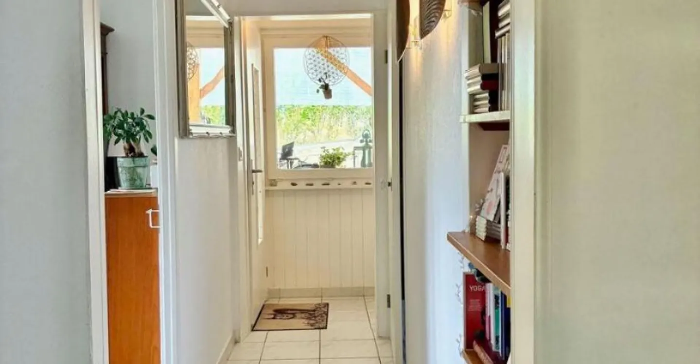 Einfamilienhaus mit 3,5 Zimmern, Anbau und großem Garten - Foto 6 von 11
