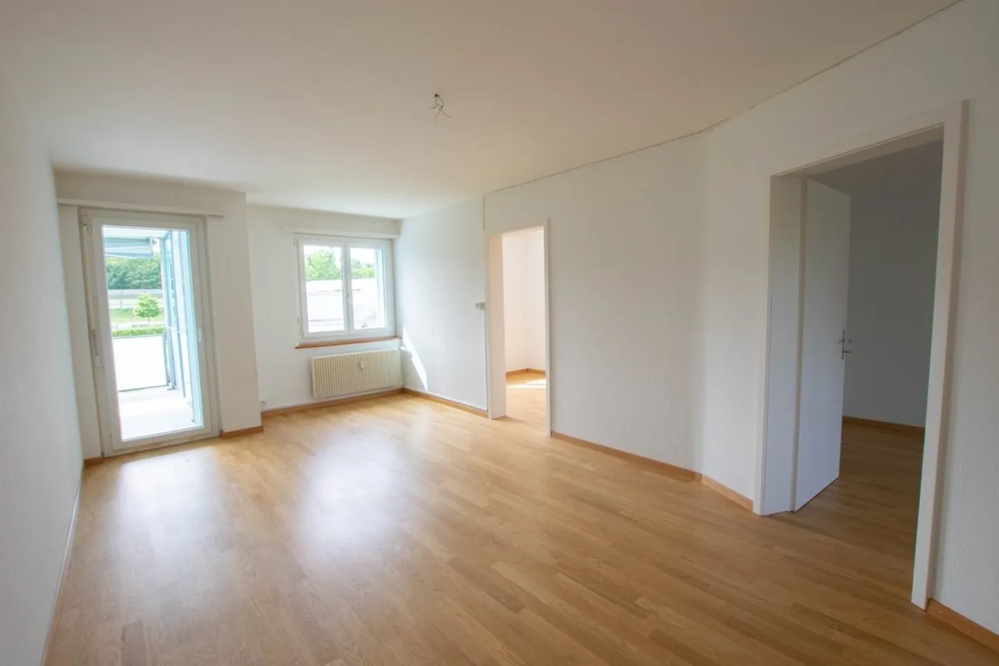 Schöne 4-Zimmerwohnung im Hochparterre zu vermieten! - Foto 1 von 8