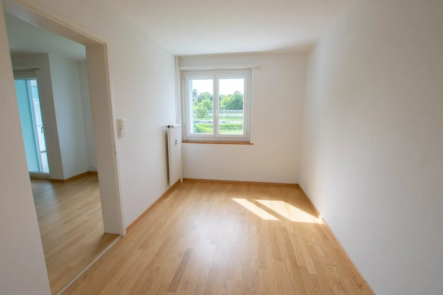 Schöne 4-Zimmerwohnung im Hochparterre zu vermieten! - Foto 4 von 8