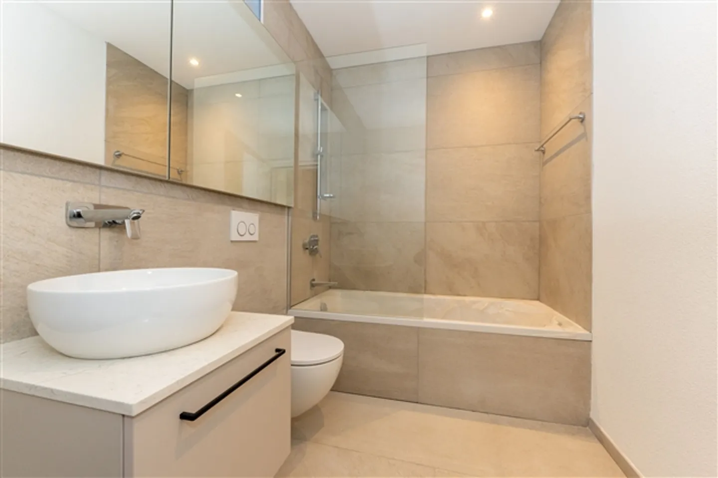 «Moderne 3.5-Zimmer-Wohnung mit Aussicht in Obermumpf» - Photo 4 sur 11