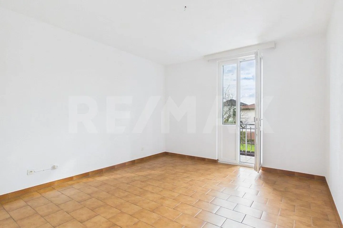 Bright and spacious 4.5-room apartment in Coldrerio - Photo 5 of 11