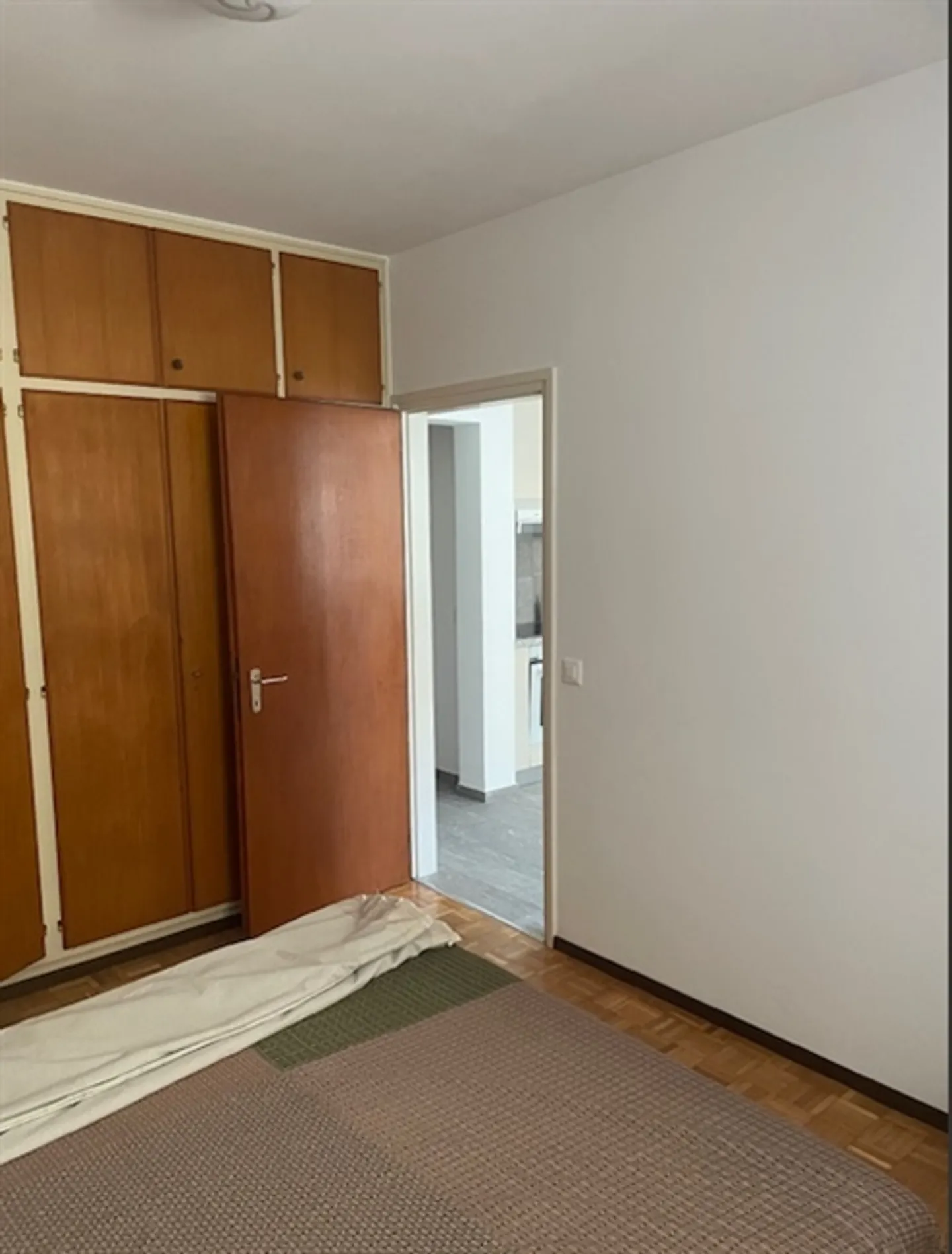 2.5-room apartment with small garden and external parking - Photo 6 of 11