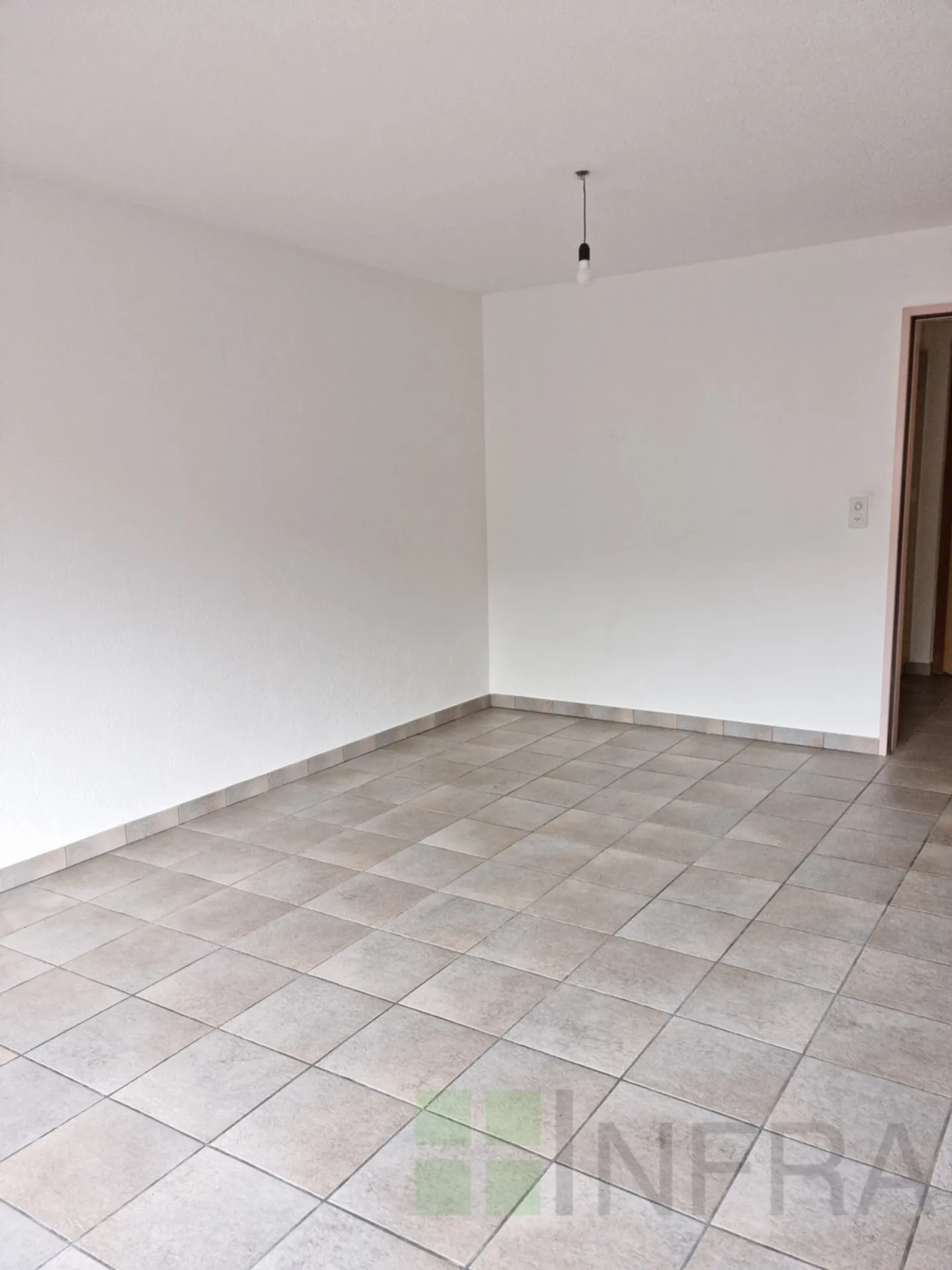 Charming 1.5-Room Apartment - Photo 7 of 10