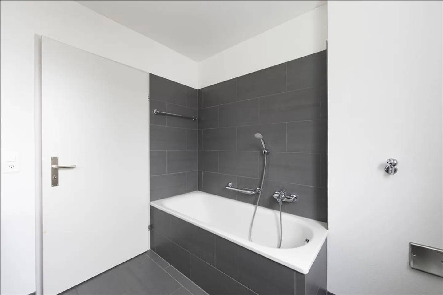 La tua nuova casa in un ambiente verde - Foto 5 di 9