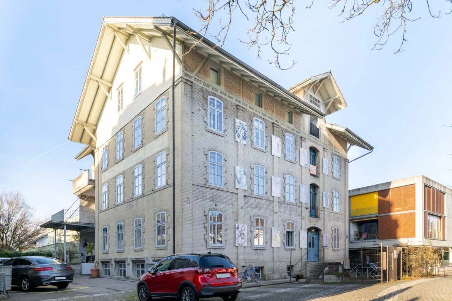 Appartamento straordinario di 5,5 stanze con appartamento studio di 2 stanze - Foto 14 di 15