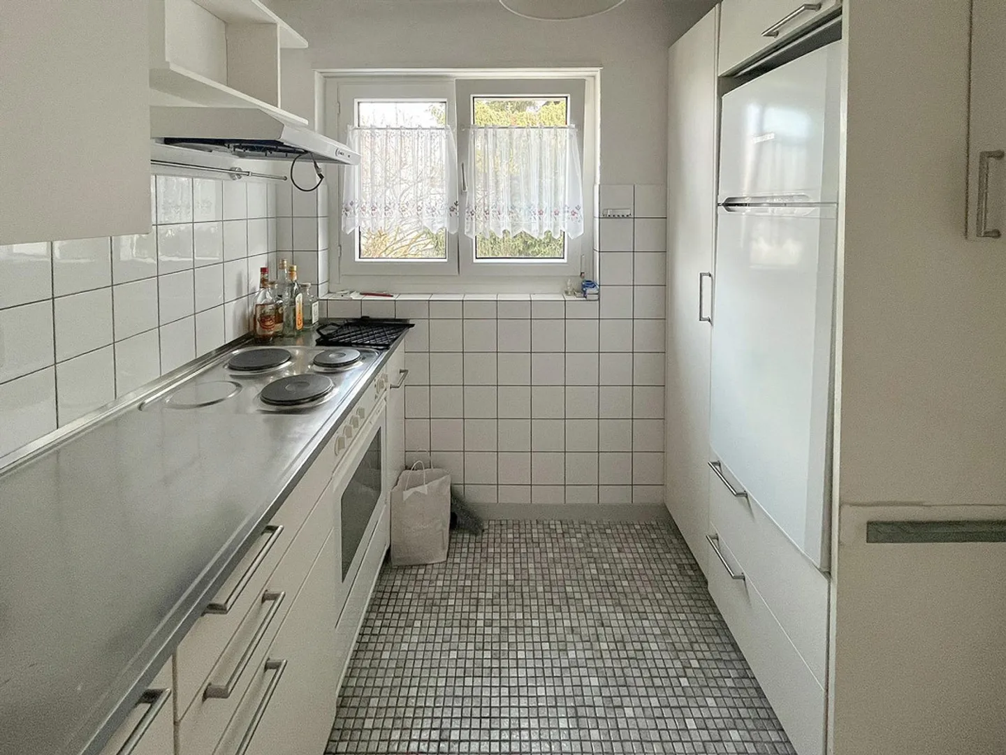 2.5-Room Apartment with Potential for Self-Realization - Photo 4 of 10