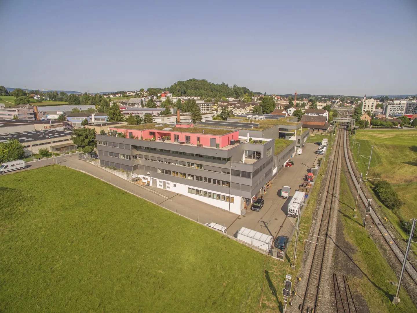 Office space for rent - Photo 2 of 2