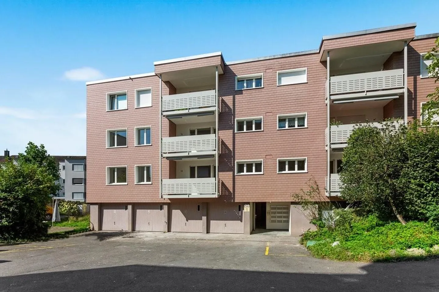 Your dream home - modern apartment in a quiet location - Photo 1 of 10