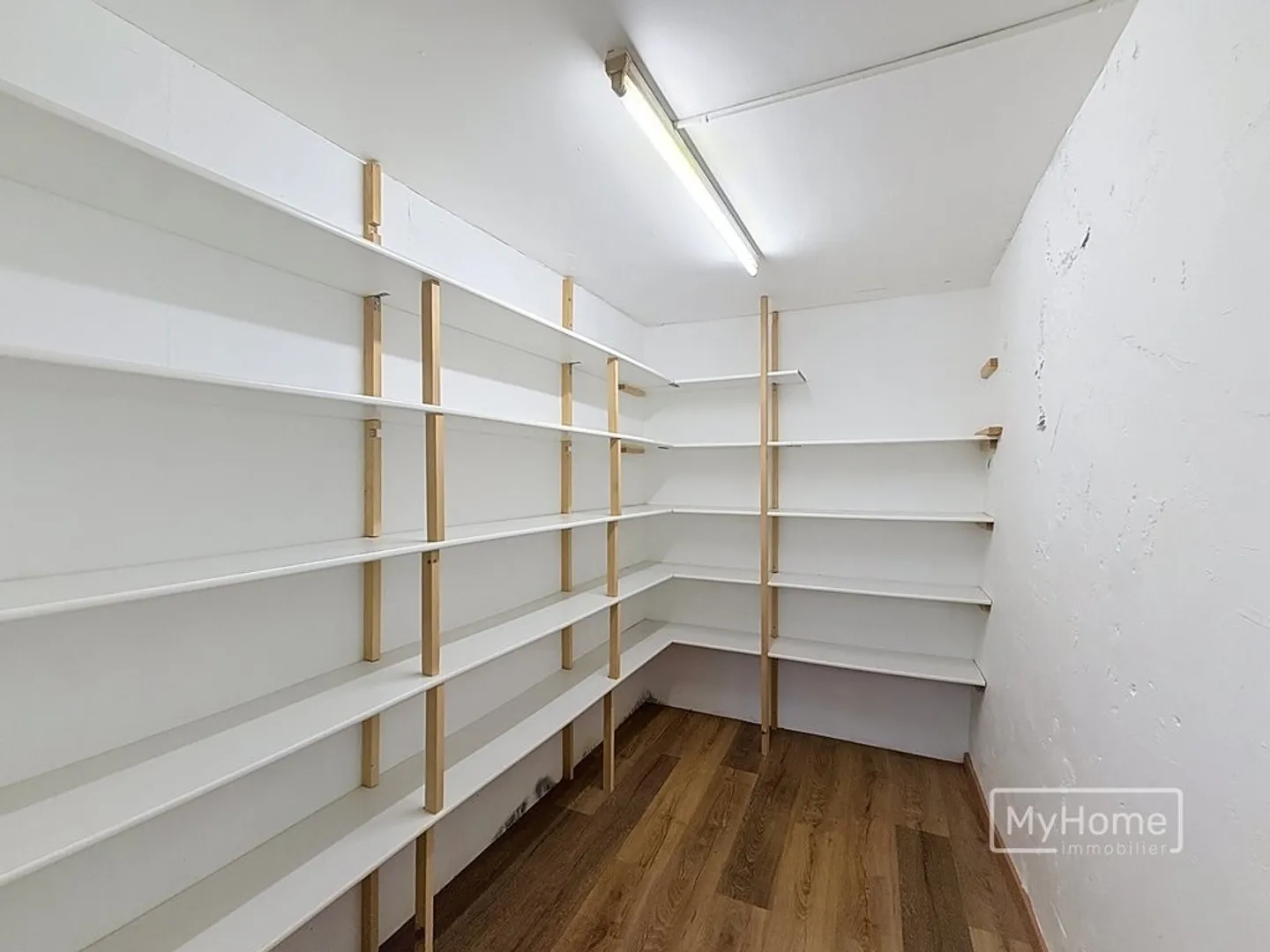 Lagerraum von 66m2 im Zentrum des westlichen Lausanner Gebiets - Foto 5 von 8