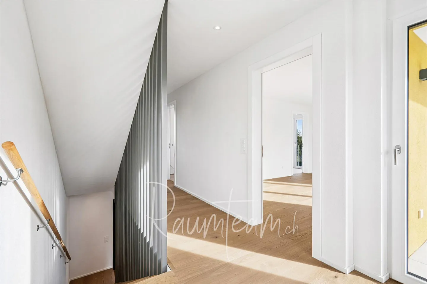 First occupancy: Modern living with Säntis view - Photo 2 of 12