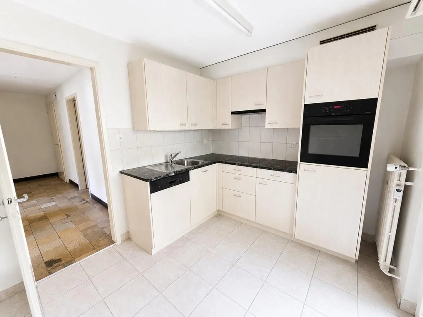 Helle 2-Zimmerwohnung in Arlesheim - Foto 6 von 10