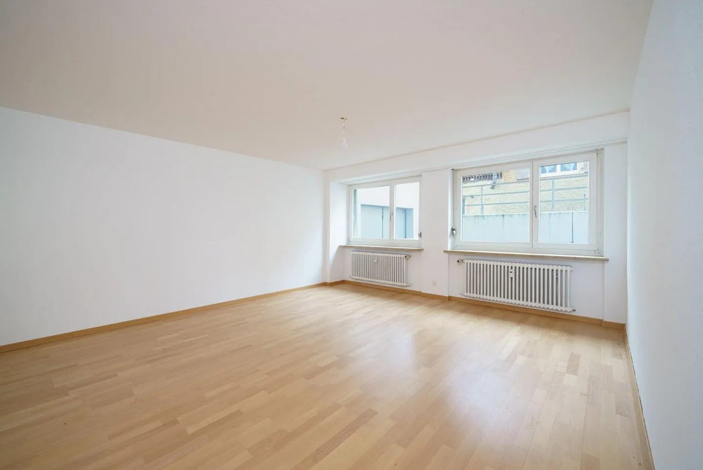 Uffici in affitto 55 m² in posizione centrale a Bottmingen - Foto 4 di 5