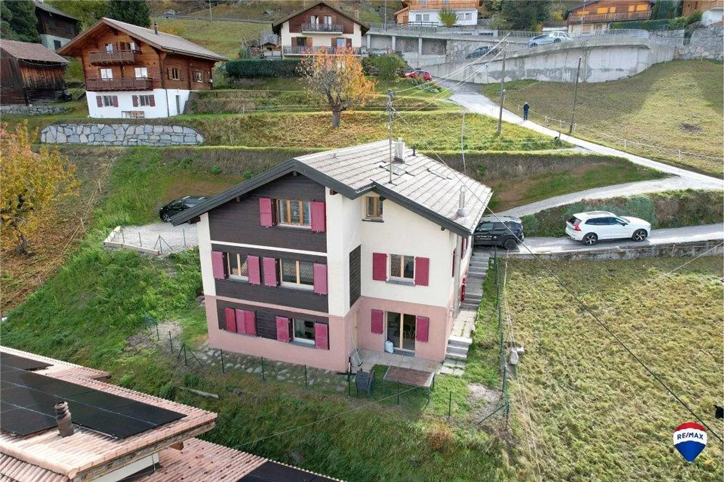 Apartment for sale - Photo 1 of 13
