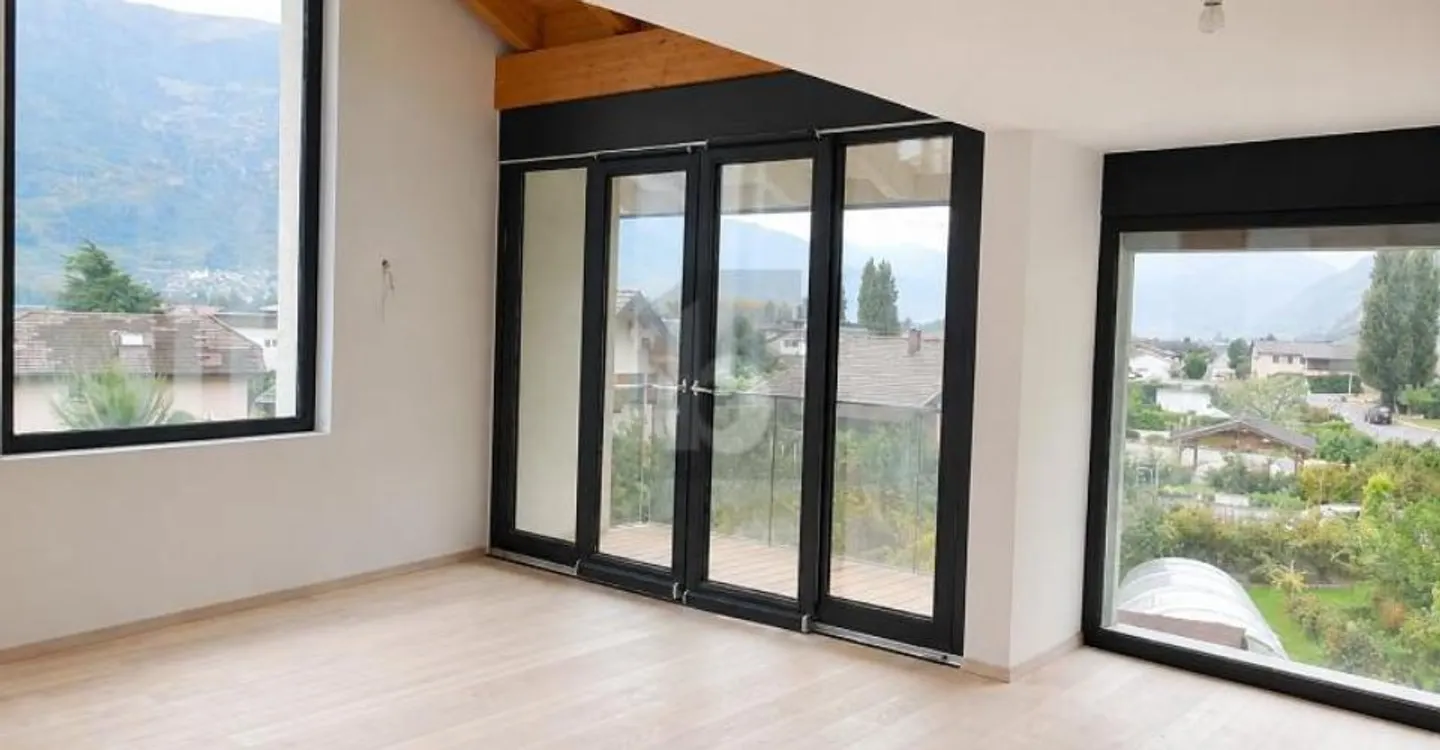 Außergewöhnliches Triplex-Attik mit Aussicht - Foto 4 von 6