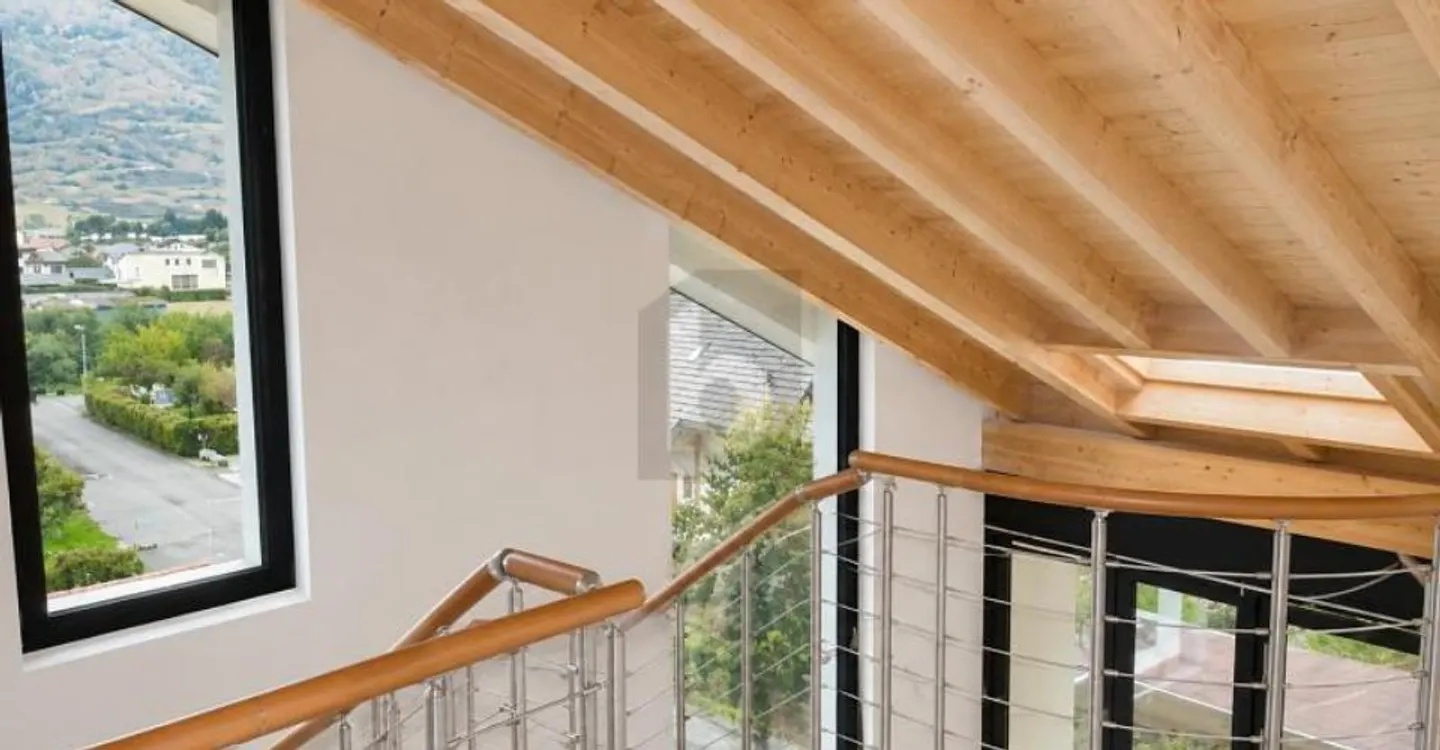 Außergewöhnliches Triplex-Attik mit Aussicht - Foto 5 von 6
