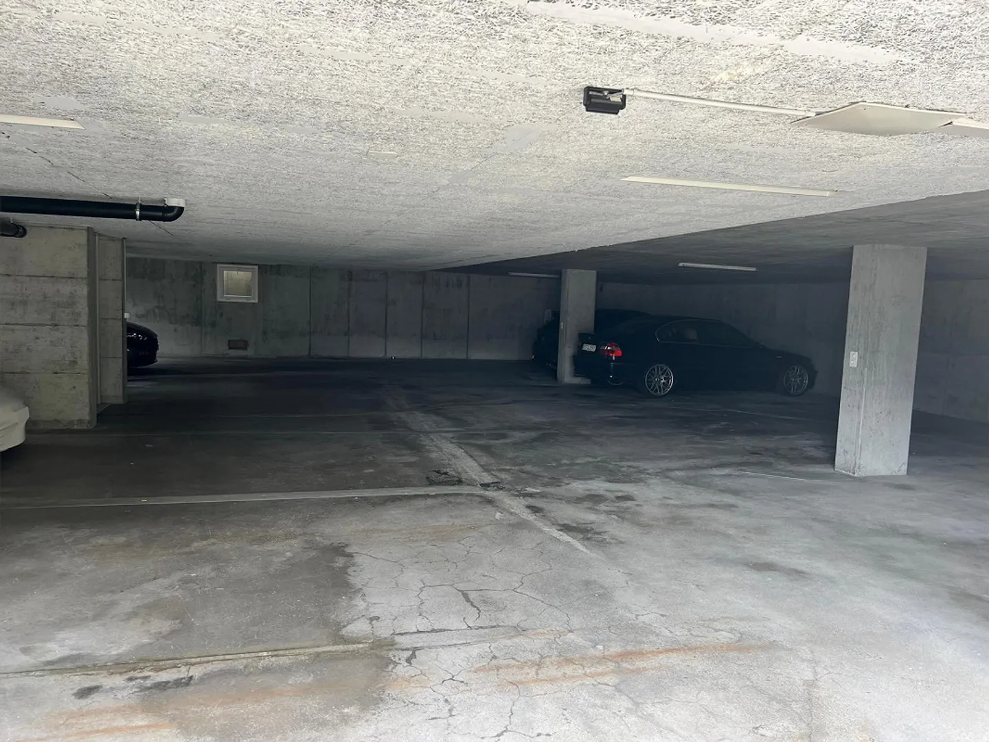 Place de parking à louer - Photo 2 sur 2