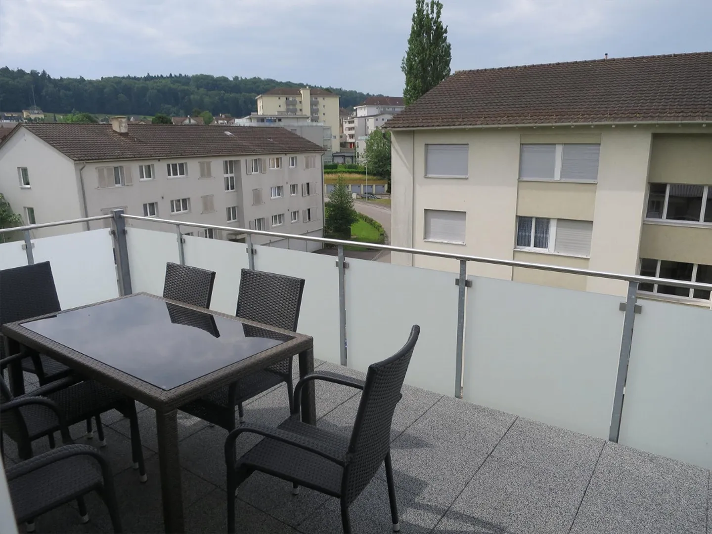 Bella appartamento di 3 1/2 stanze - Foto 2 di 6