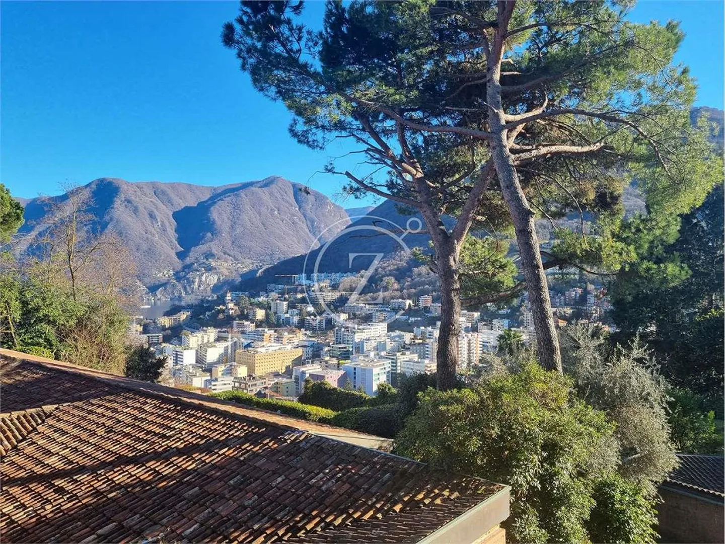 At Collina d'Oro we sell 4 rooms - Photo 10 of 13