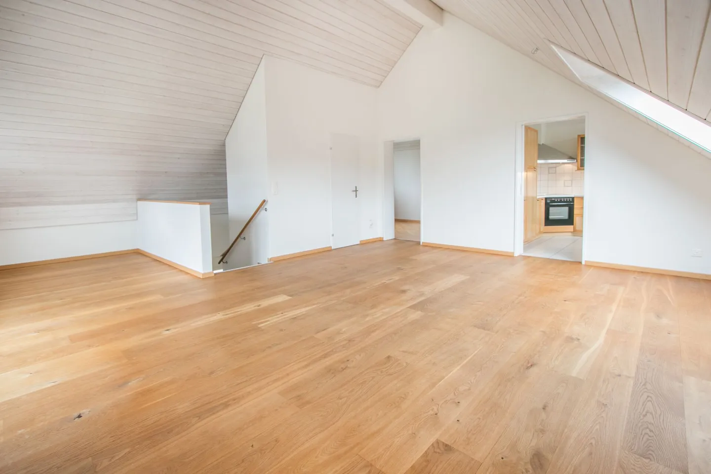 Charmante Maisonette mit Balkonen - Foto 9 von 17