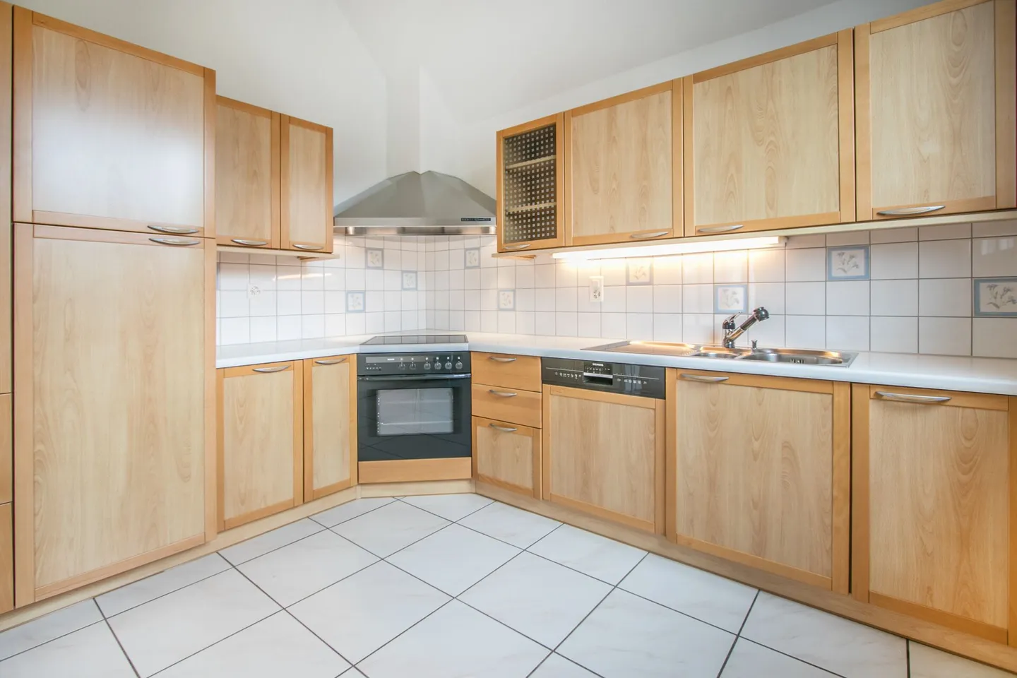 Charmante Maisonette mit Balkonen - Foto 10 von 17
