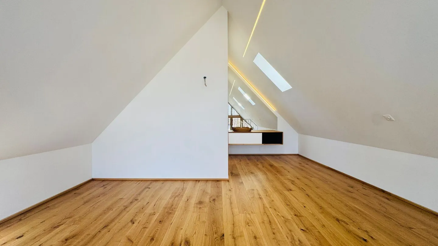 Helle, moderne 3½-Zimmer-Maisonettewohnung mit Wintergarten an idealer Lage in Itingen - Foto 7 von 11