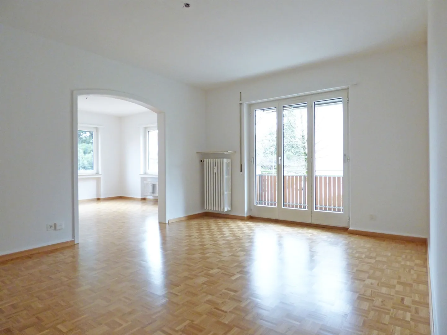 New Year - New Apartment? - Photo 3 of 13