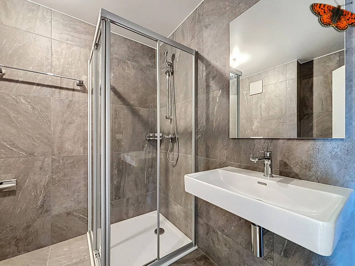 Opportunité d’investissement! 4.5 pièces neuf avec extérieur privatif - Photo 7 sur 10