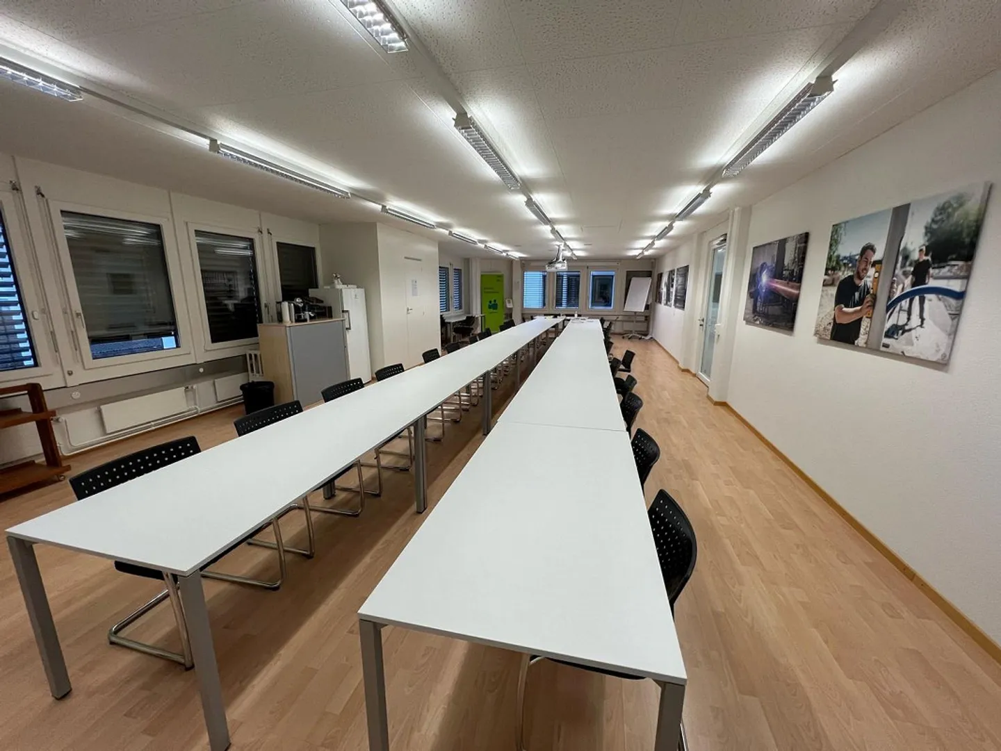 Perfect connection to public transport and road network: 110 m2 office space - Photo 6 of 6