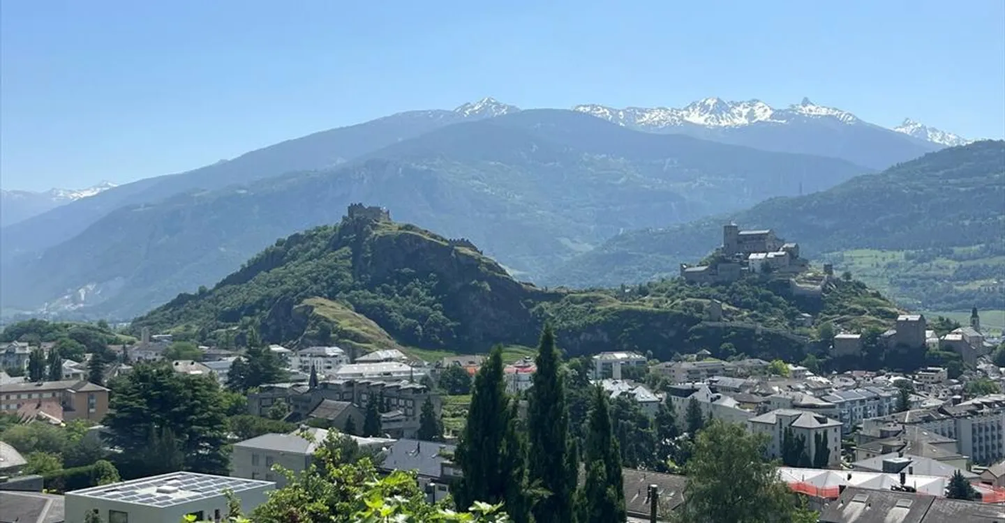 Terrain à bâtir avec vue panoramique - Photo 2 sur 2