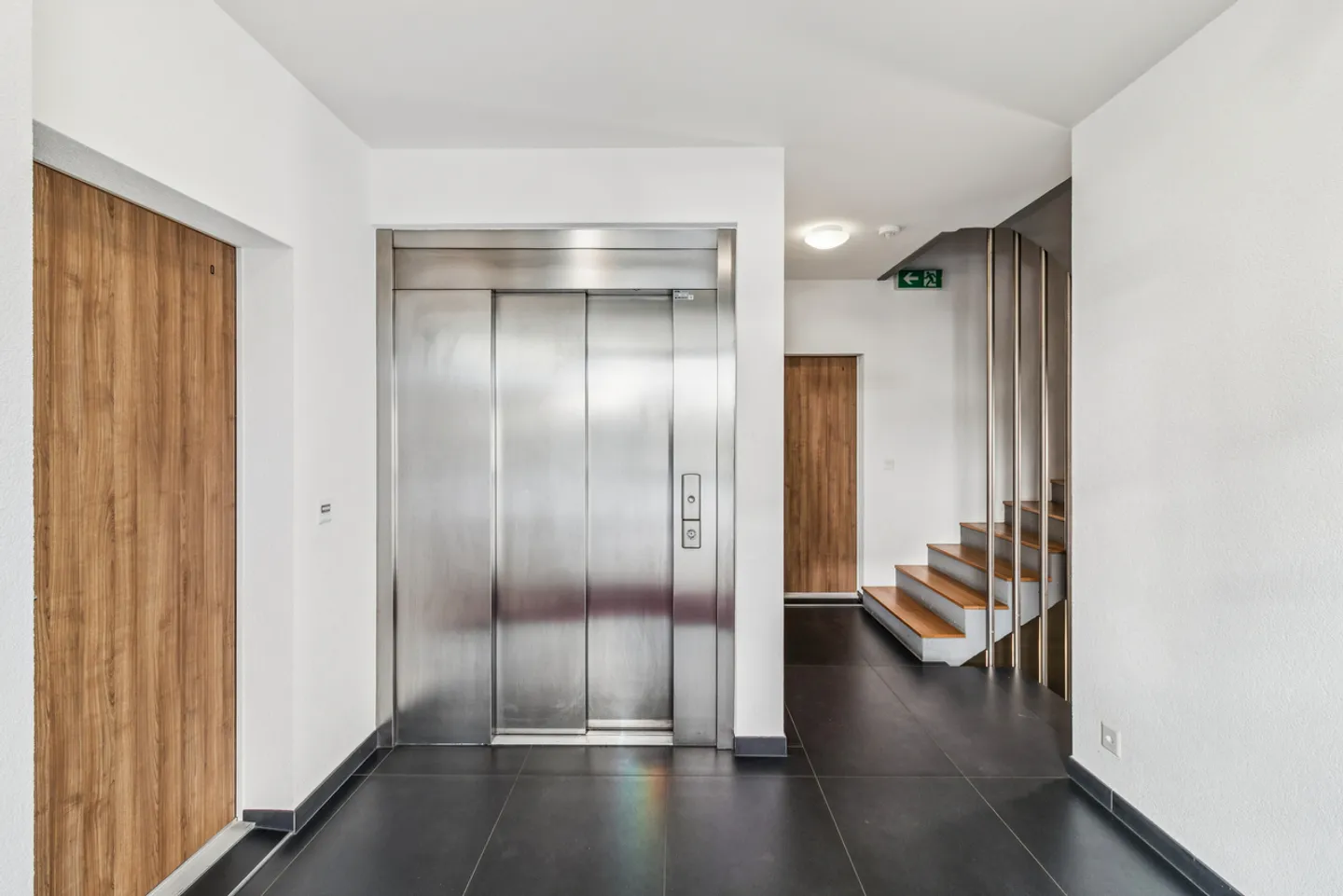 Rare duplex penthouse moderne entre Lausanne et Pully - Photo 1 sur 12