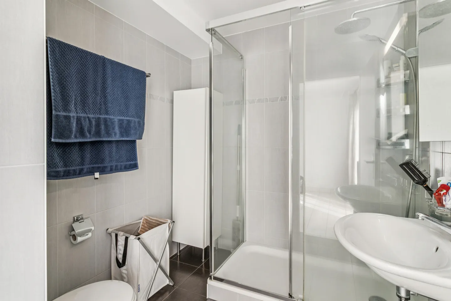 Rare duplex penthouse moderne entre Lausanne et Pully - Photo 8 sur 12