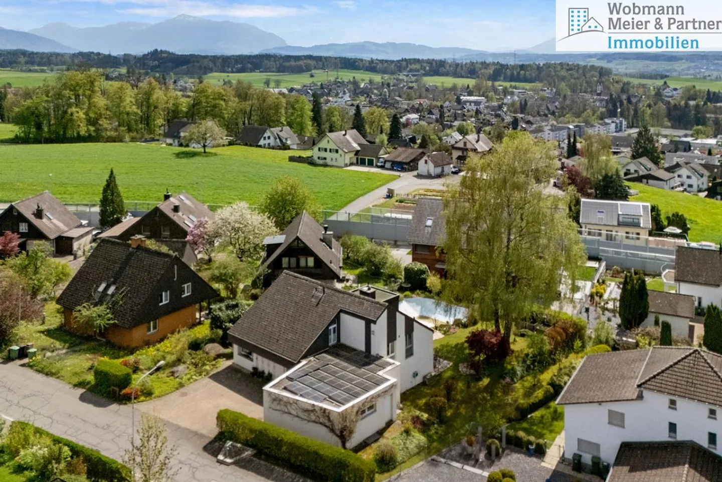 Large building plot with great potential in an attractive location between Zurich and Zug - Photo 5 of 7