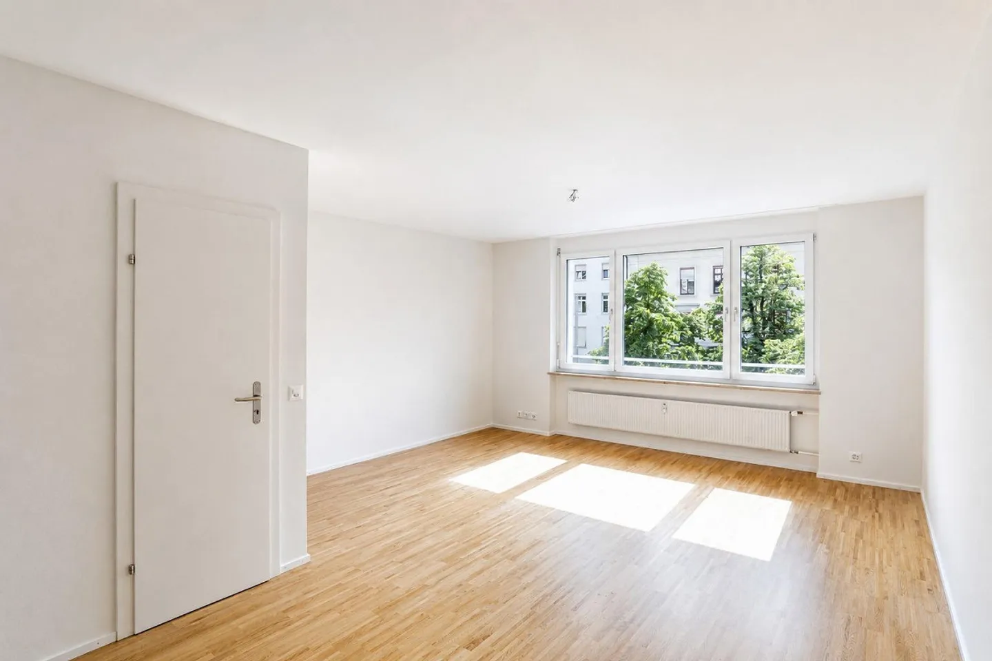 Modern 1-room apartment for rent - Photo 1 of 5