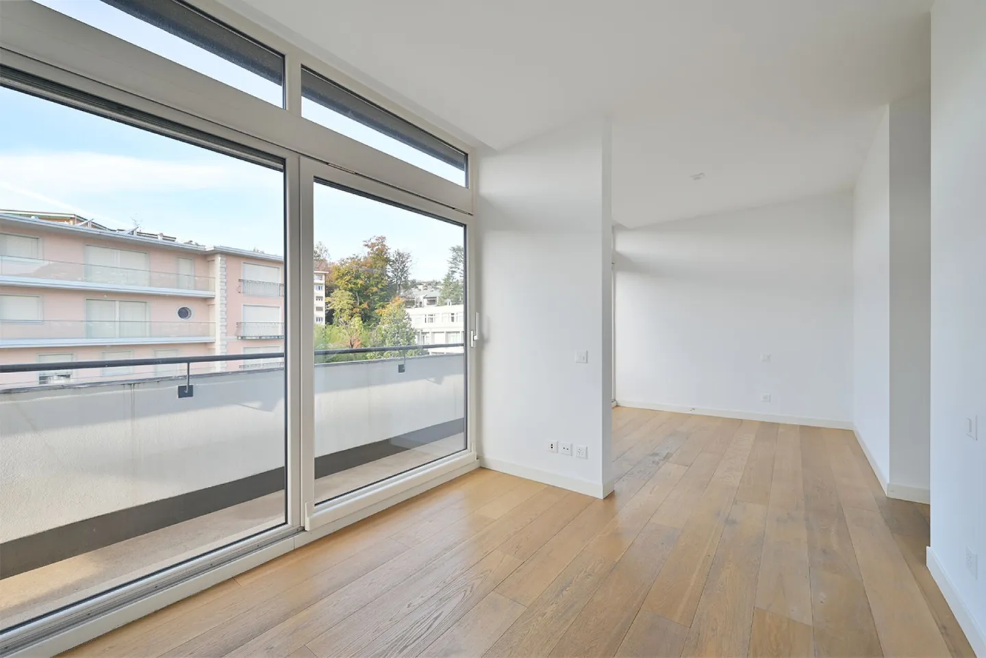 Splendido attico con vista lago - Foto 6 di 10