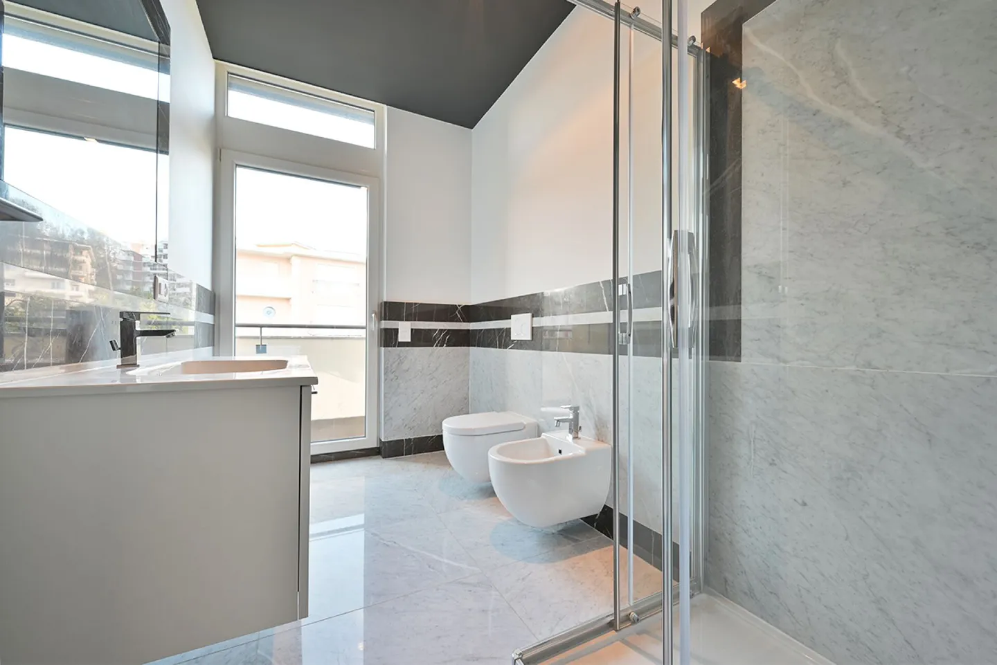 Splendido attico con vista lago - Foto 10 di 10