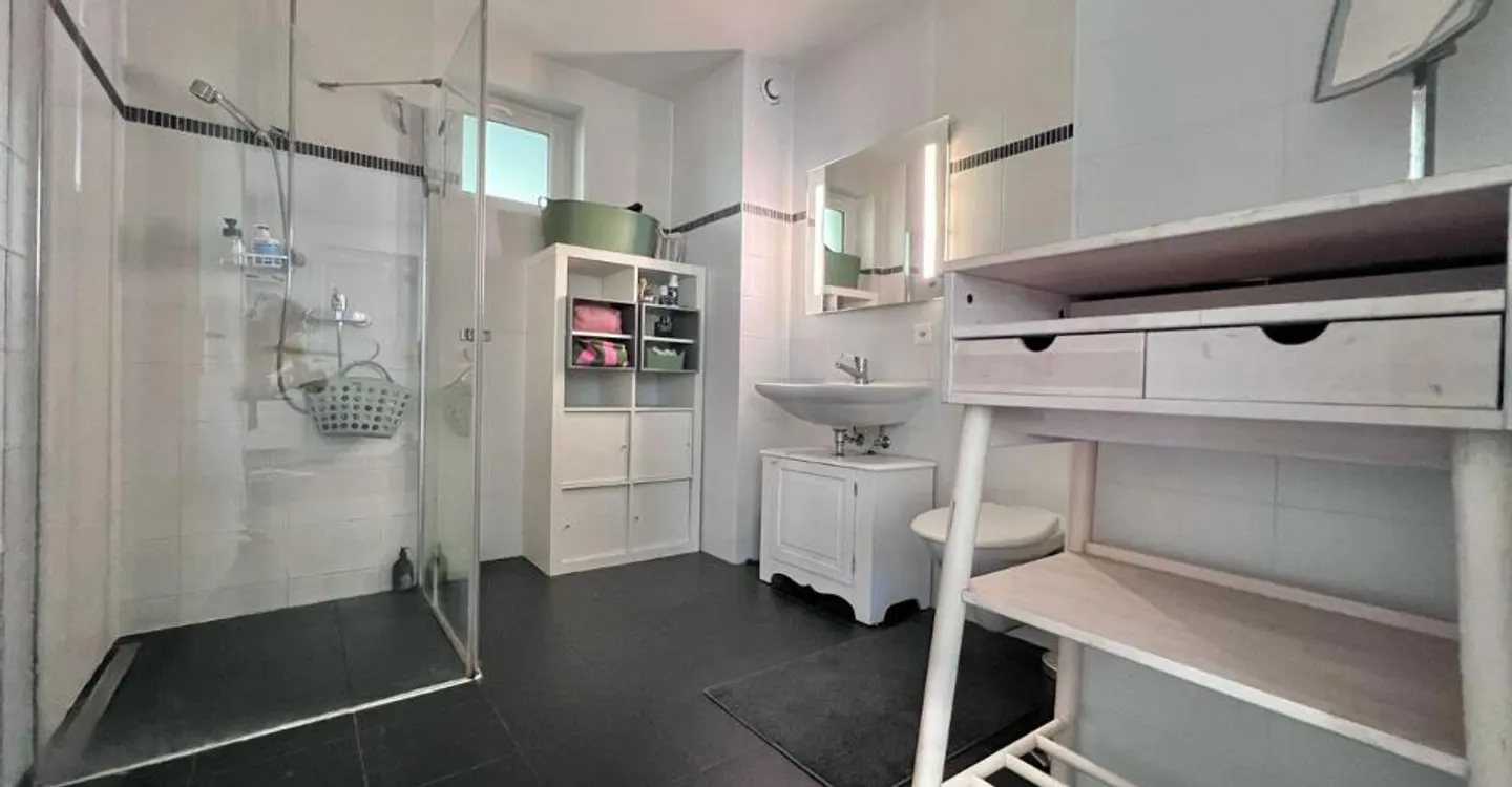 Duplex Apartment with Garden - Photo 7 of 13