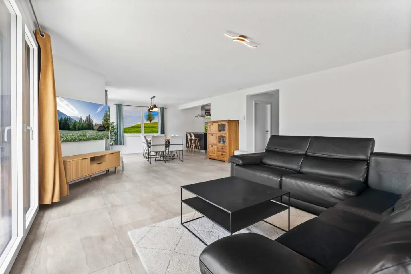 Villa 5.5 pièces - Photo 3 sur 9