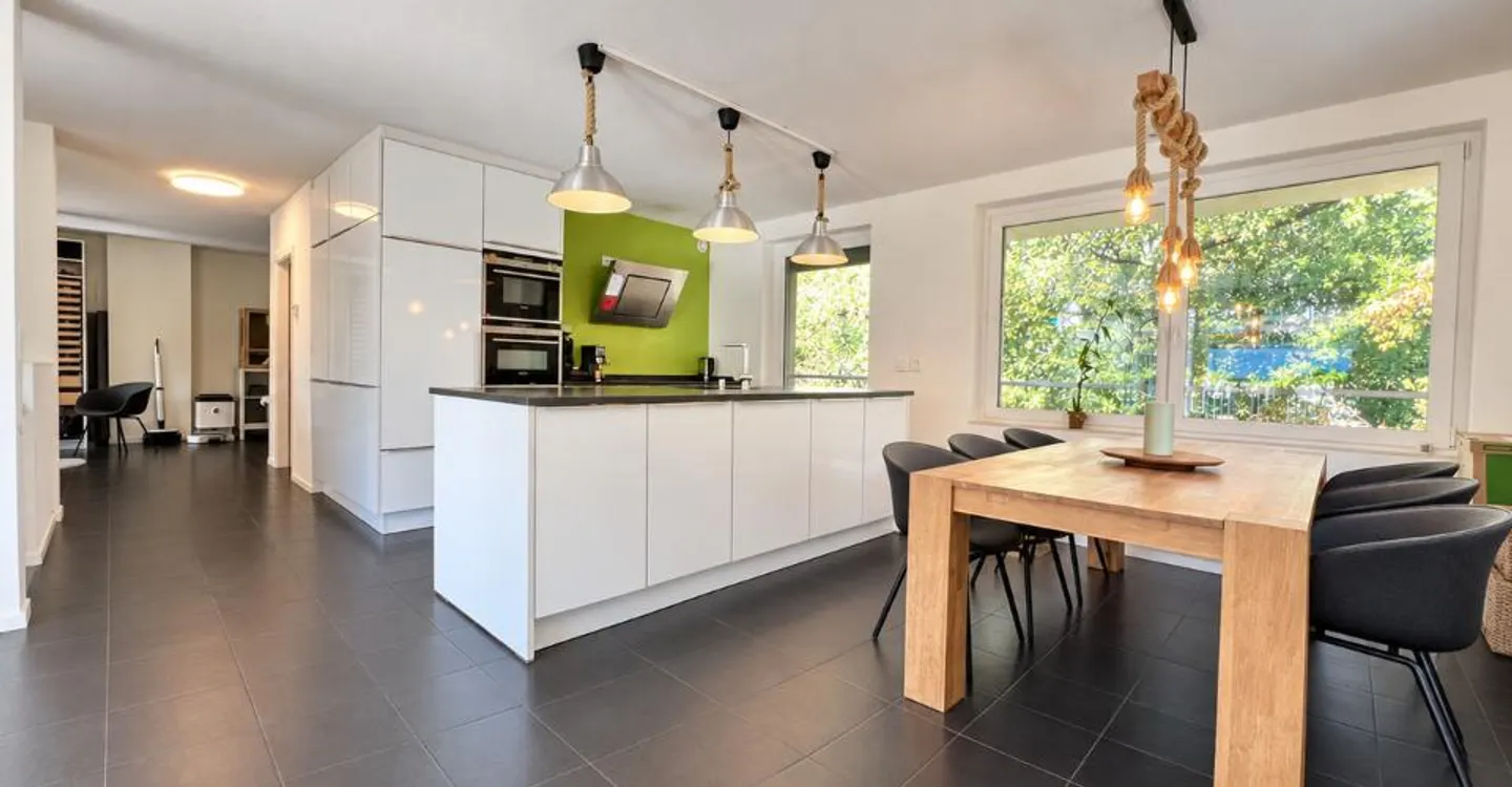 Duplex Apartment with Garden - Photo 1 of 13