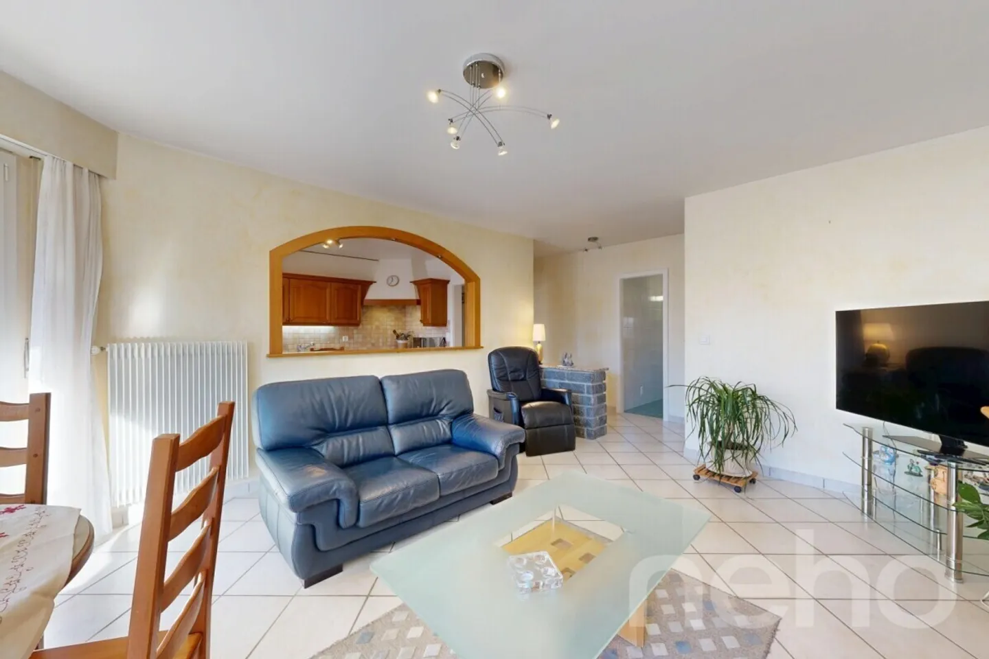 Schönes 4.5-Zimmer-Apartment, hell und ruhig - Foto 2 von 12