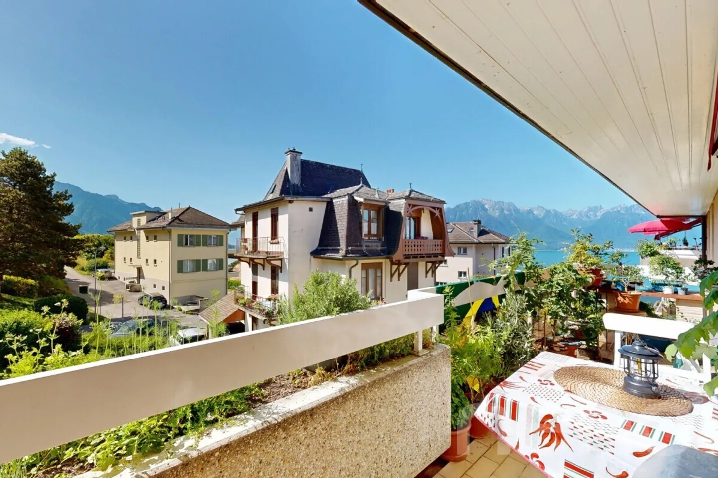 Appartement Charmant avec Balcon - Photo 2 sur 12