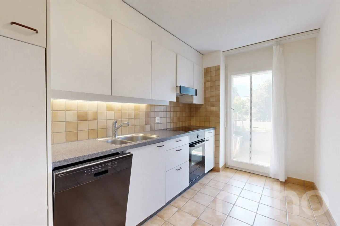 Appartement Charmant avec Balcon - Photo 5 sur 12