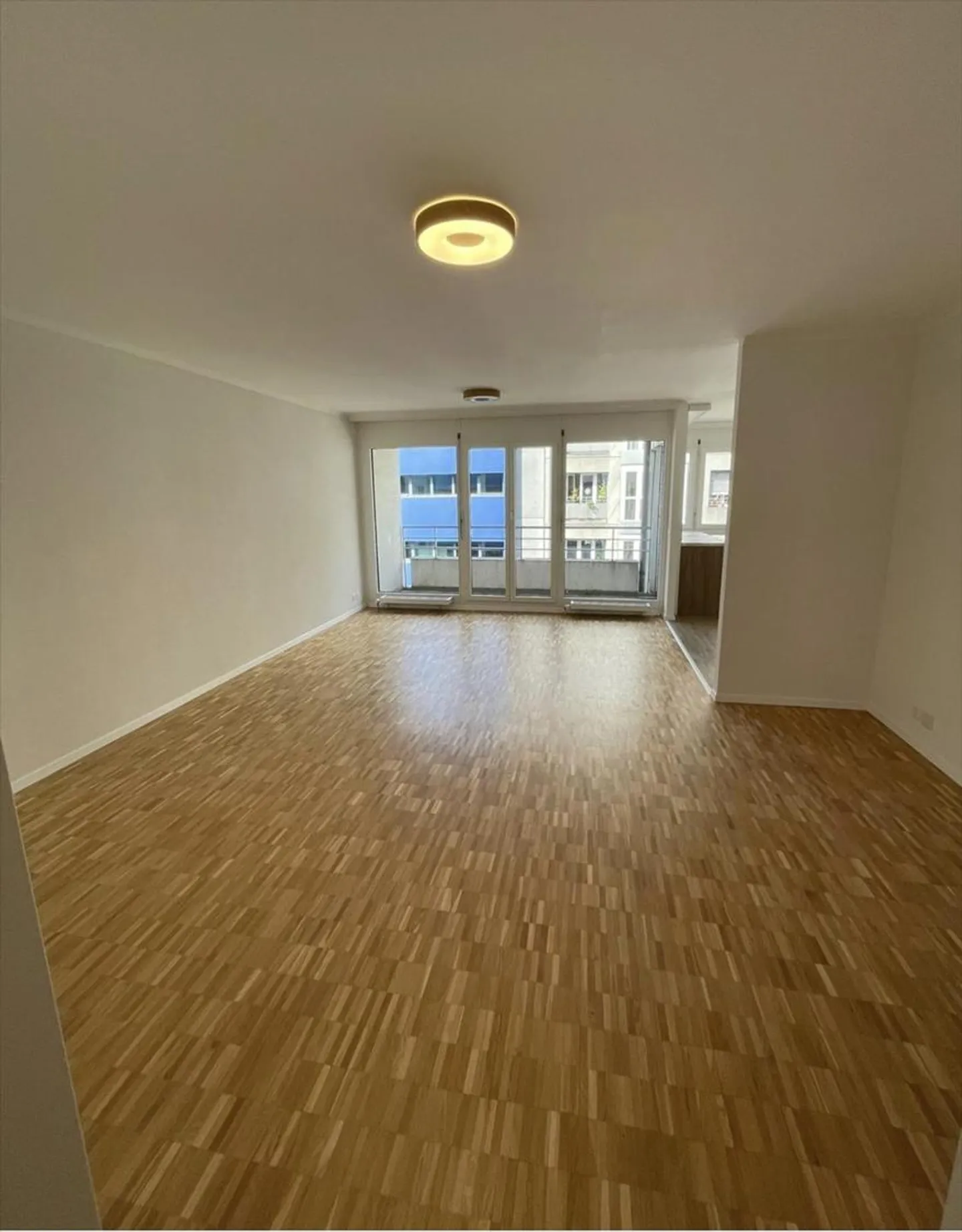 Appartamento ristrutturato 4 locali vicino al quartiere bancario - Foto 5 di 8