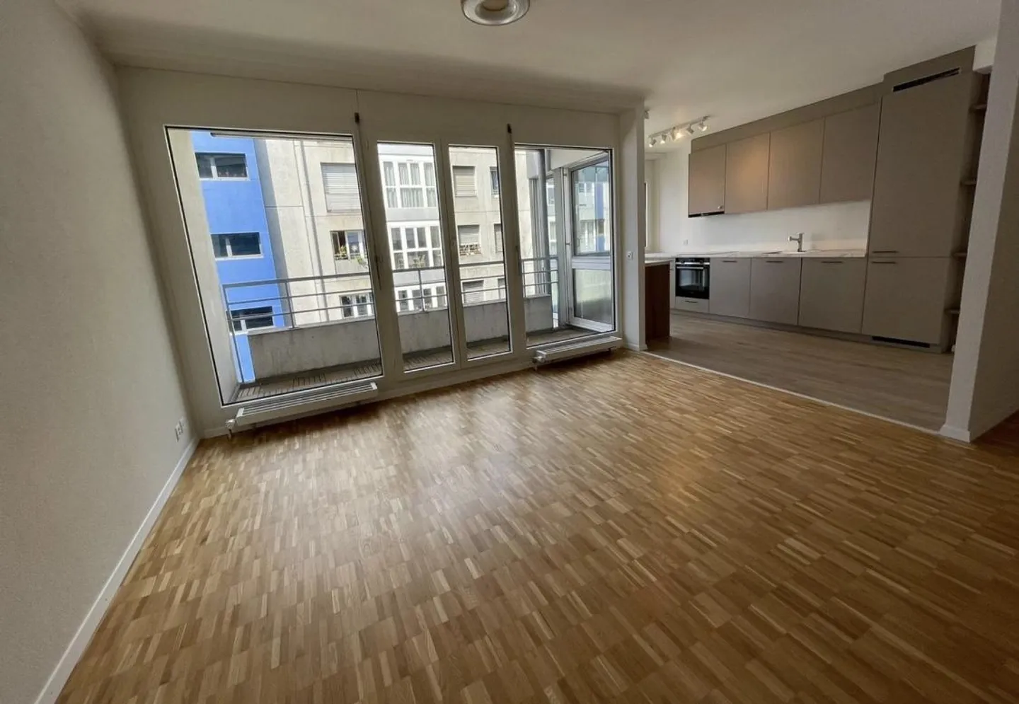 Appartamento ristrutturato 4 locali vicino al quartiere bancario - Foto 1 di 8