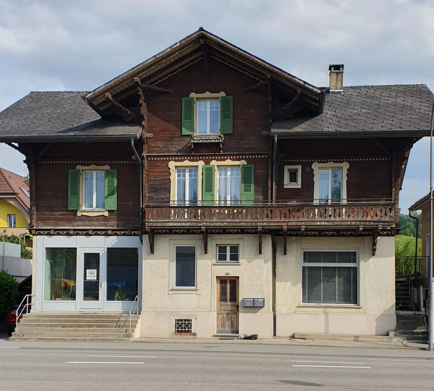 Vendita di immobile residenziale e commerciale - Foto 1 di 5