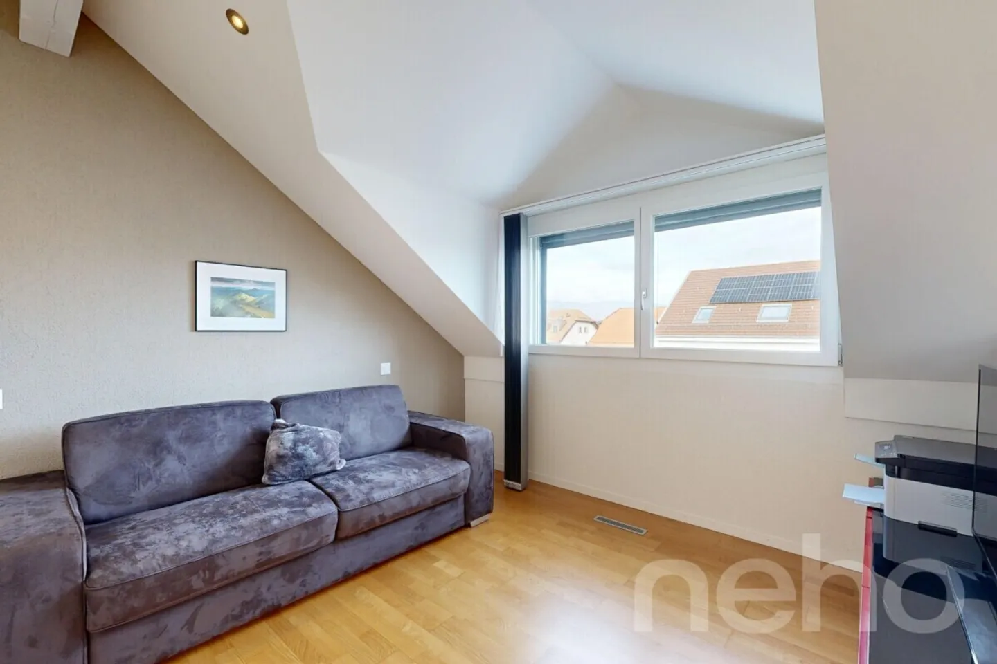 Attic apartment 5.5 rooms in Arnex-sur-Nyon, charm and tranquility - Photo 7 of 12