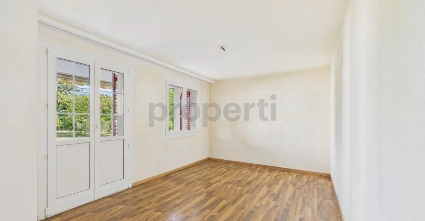 Appartement de jardin confortable de 3,5 pièces avec cheminée et potentiel de conception - Photo 8 sur 11