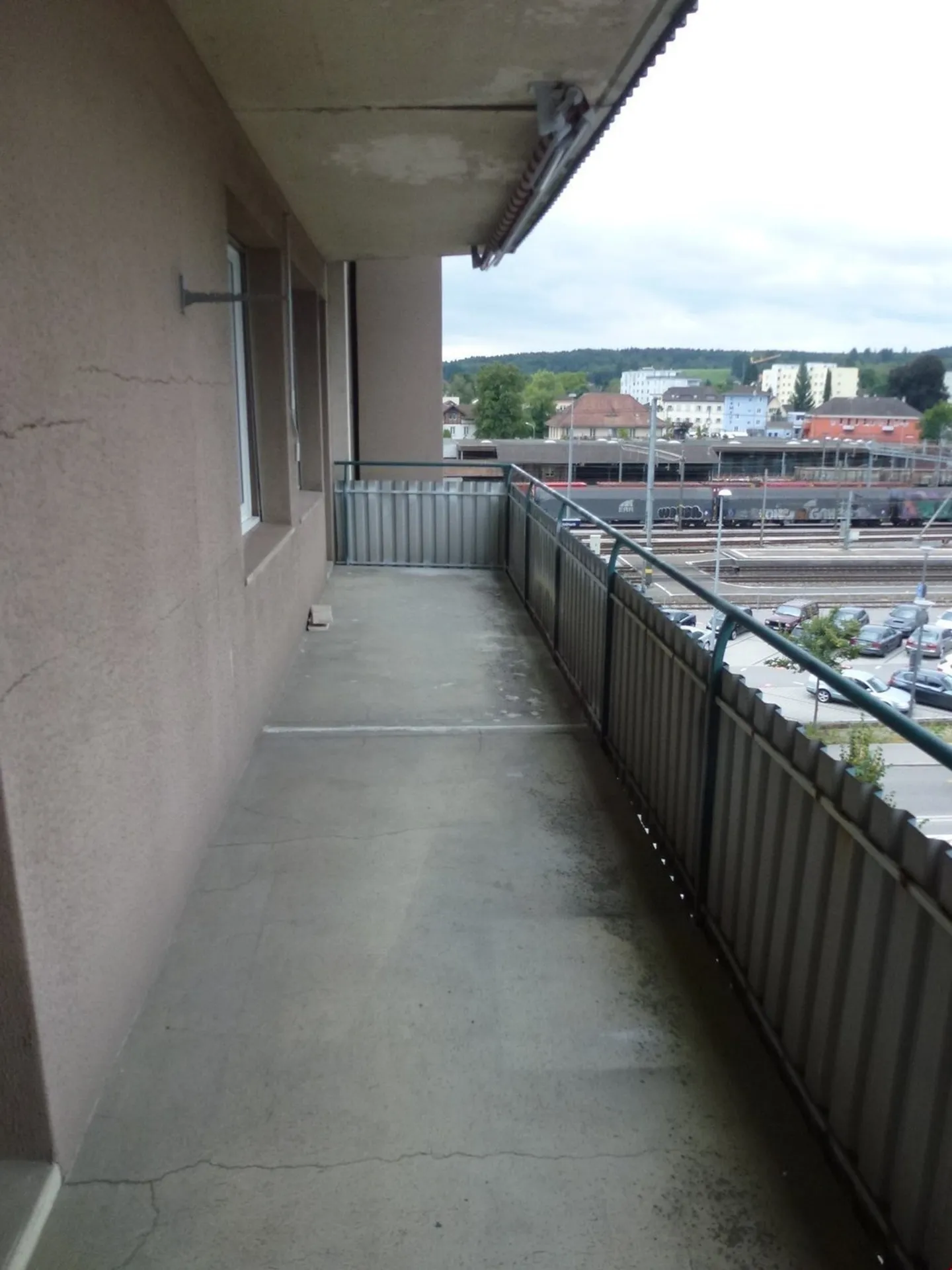 Appartamento spazioso di 4 stanze - Foto 7 di 9