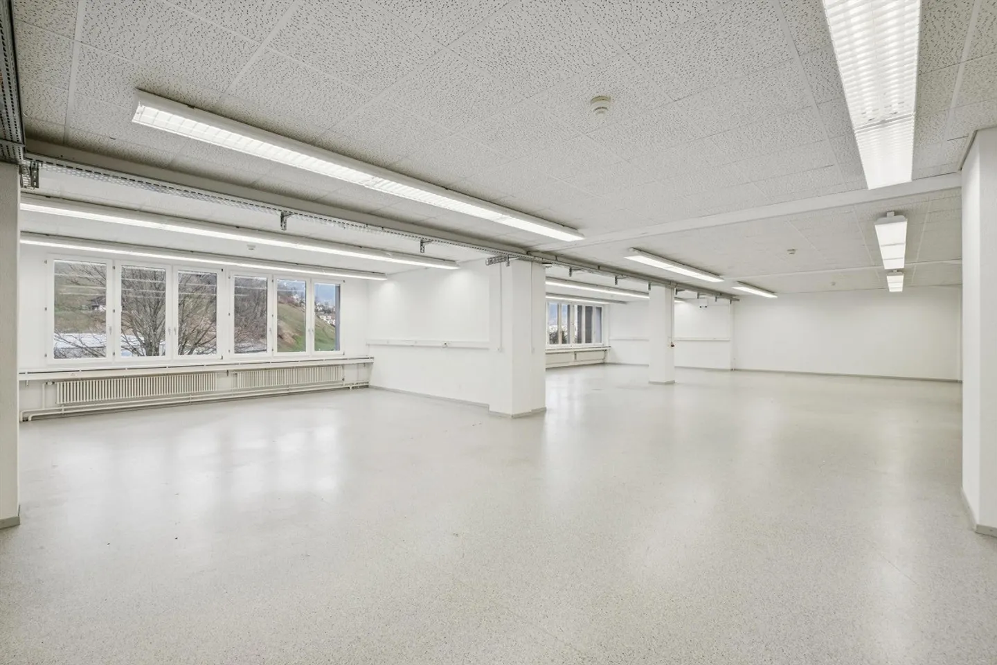 Attraktive Büroflächen mit Seesicht - Foto 5 von 9