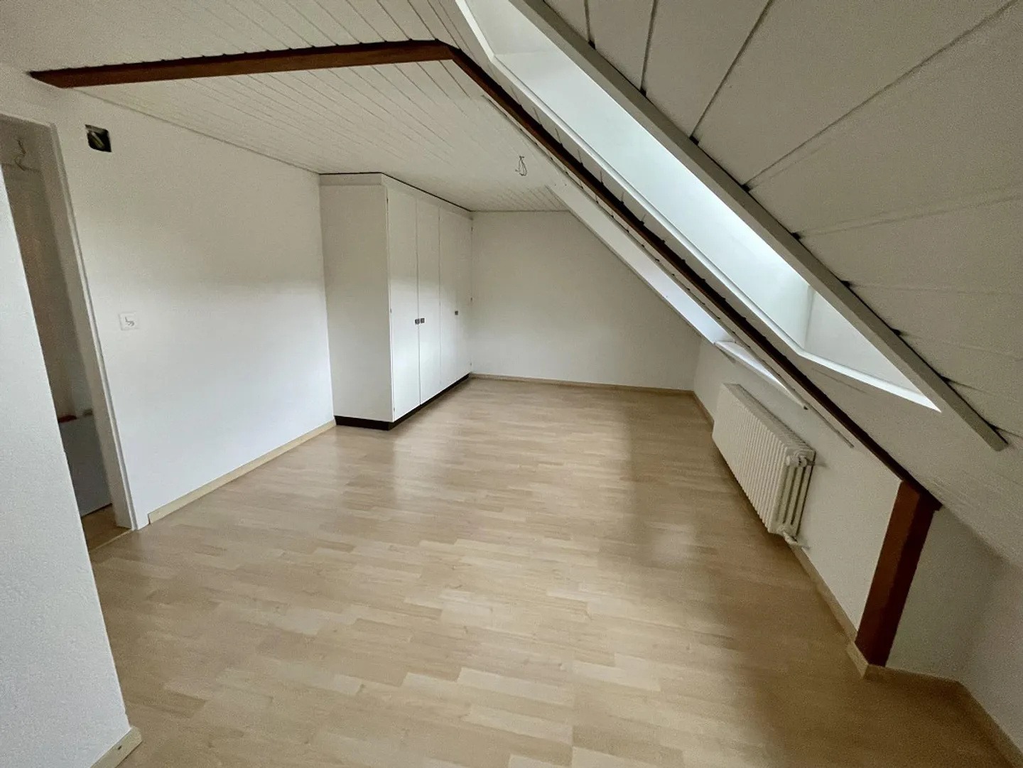 Gemütliche 2.5 Zimmer-Dachwohnung im Dorfkern - Photo 4 of 16