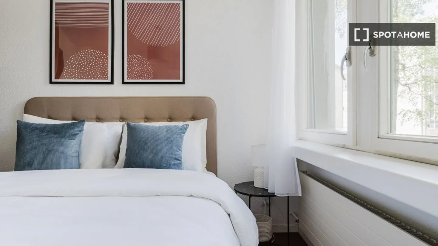 Entdecke, besichtige und miete dein neues Zuhause online mit vollem Vertrauen. - Foto 13 von 16